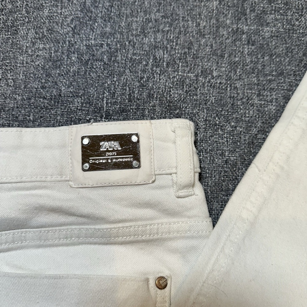 ZARA Women's White Skinny Jeans Size 10 High Rise Stretch Denim Gold Button - Picture 5 of 9